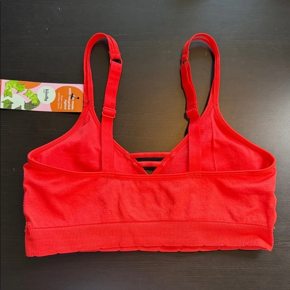 NWT Kindly Yours Women's Sustainable Seamless V-Neck Bralette Red Medium Padded